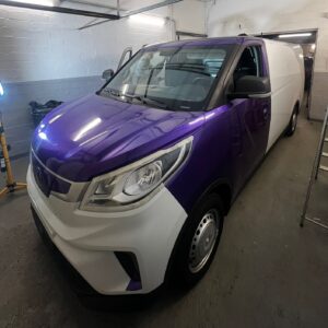 Aus alt mach neu, Upcycling. Die Folierung der Fahrzeuge bisher.